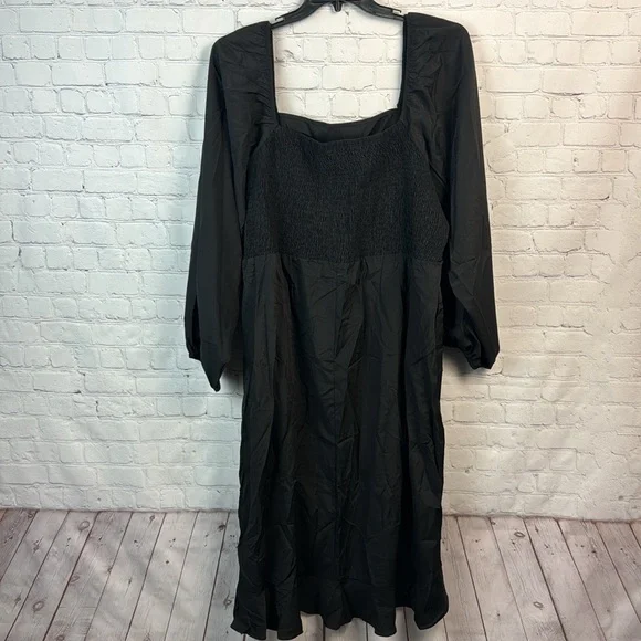 BloomChic Elegant Black Long Sleeve Dress with Ruffle Detail Plus Size 3X - Picture 7 of 8
